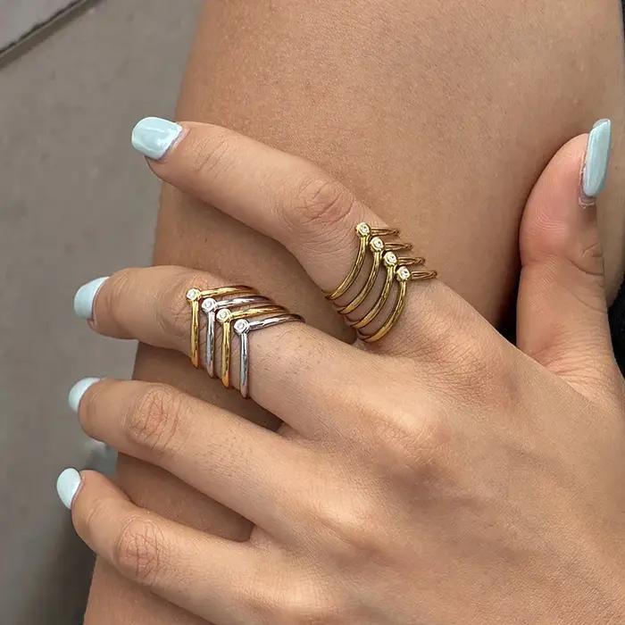 Bague ouverte multicouche en zircon Miia Jewelry