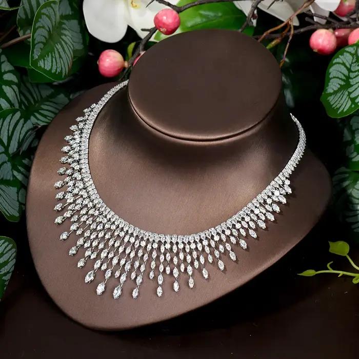 HIBRIDE Top Blanc Cubique contre-indiqué Conia Patients Brcorporelle Gland Collier Bijoux Ensembles Pour Robe De Soirée De Mariage Accessoires N-1503