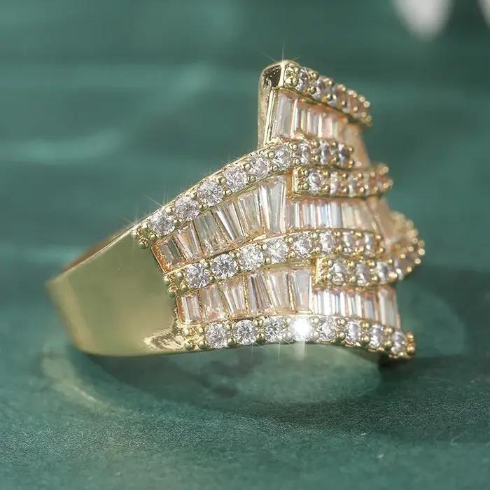 Bague de fiançailles élégante et luxueuse pour dames