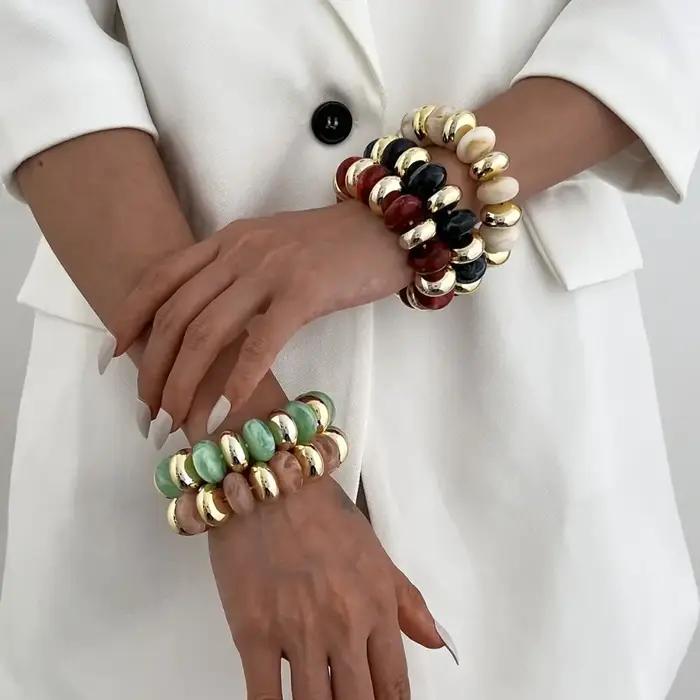 Bracelet léger en perles de résine