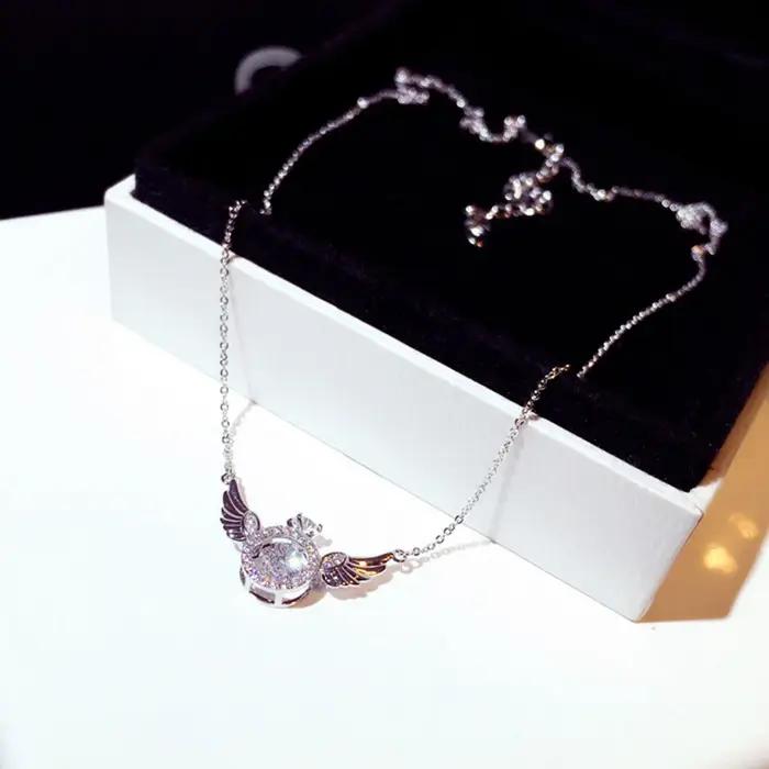 Collier à ailes d'angle en Zircon Super brillant pour femmes