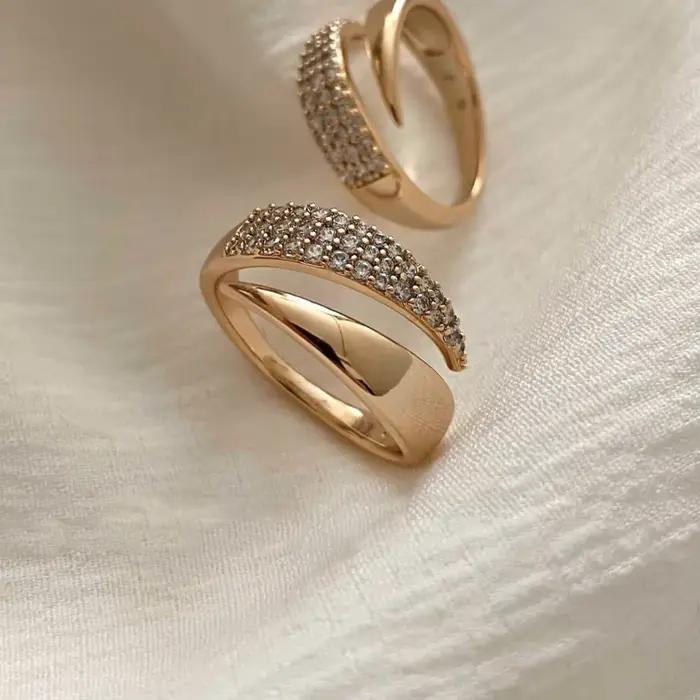 Bagues de soleil plaquées or 18 carats en acier inoxydable avec pierre naturelle pour femmes occasions spéciales soirée élégante