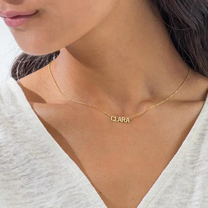 Collier avec nom personnalisé pour femmes et hommes