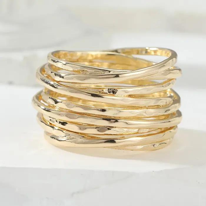 Bague pour femme sculptée à la main style vintage
