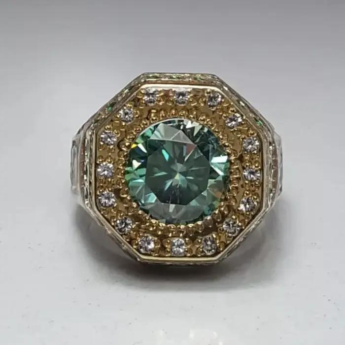 Bague audacieuse rétro à deux tons en alliage avec zirconium pour hommes style urbain et classique moderne polyvalent