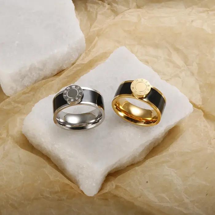 Bague ronde en acier inoxydable avec chiffres romains