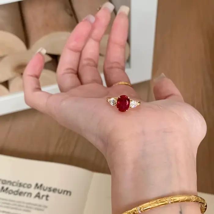 Bague pour femme en or rose 18 carats