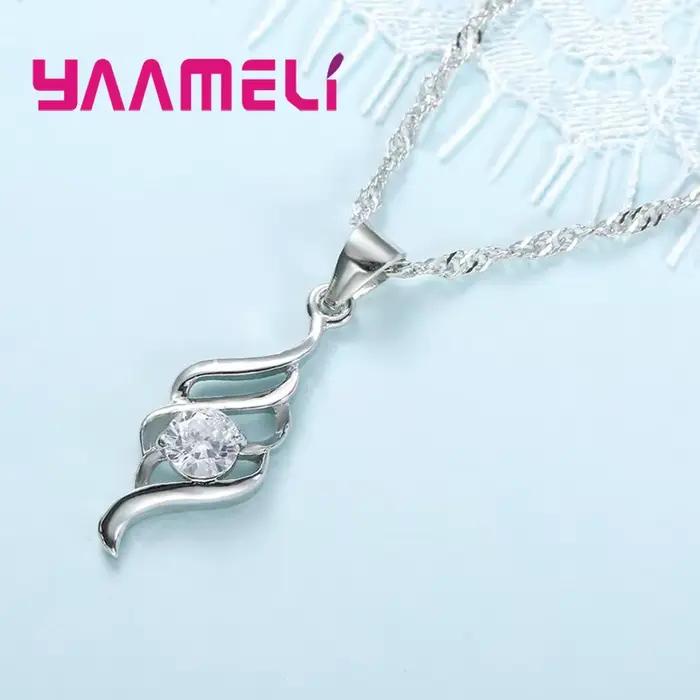 Ensemble de bijoux en argent sterling 925 serti de zirconium blanc pour femmes occasions spéciales mariage engagement party
