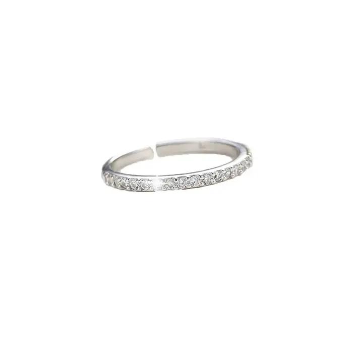 Bague en argent sterling 925 sertie de zirconium blanc élégante pour femmes pour soirée et occasions spéciales