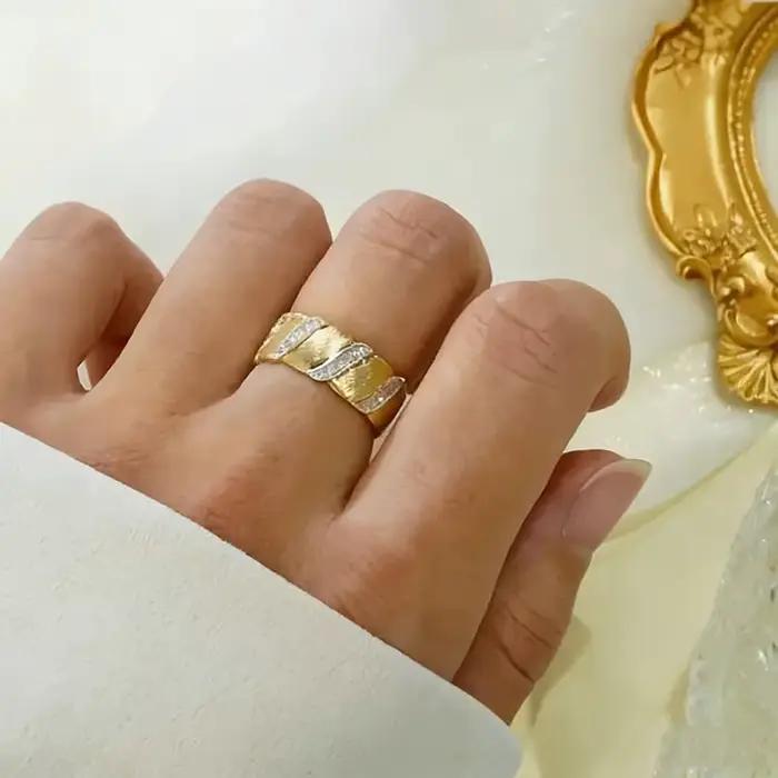 Huitan – bague bicolore au design torsadé pour femmes