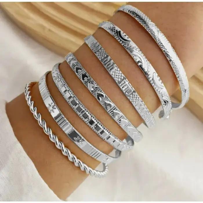7 bracelets rétro en fil métallique de haute qualité