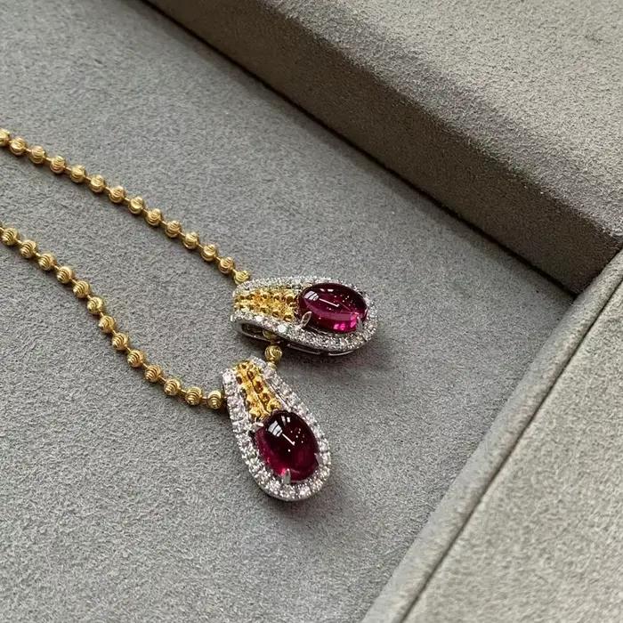 Collier design unique de luxe léger, pendentif plein de diamants rubis, perles rondes exquises, chaîne de collier, breloques rouges, bijoux cadeaux