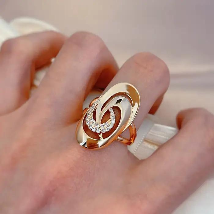 Bague en or rose 585 sertie de zircon naturel pour mariage et occasions spéciales bijoux fins élégants à offrir pour femme