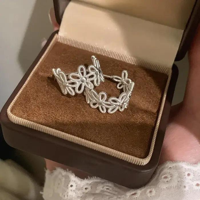 Boucles d'oreilles créoles en dentelle pour femmes, Style japonais et coréen, Design de Niche, Simpl