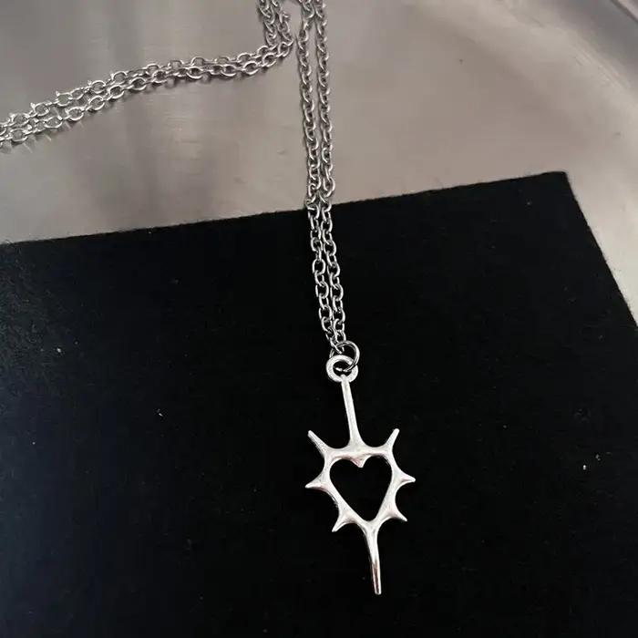 Y2K Flail – collier avec pendentif en forme de cœur et de dents pour femmes et hommes