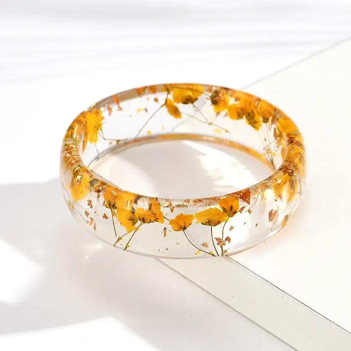 Nouveau bracelet large en résine époxy avec fleurs séchées pour femme