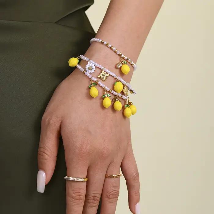 Liora – Bracelets avec pendentif en forme de citron pour femmes
