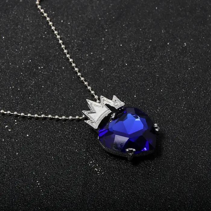 Film Descendants coeur collier Evie Fairest rouge bleu