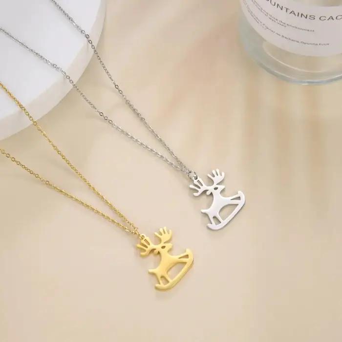 Collier pendentif renne traîneau de noël pour femmes et hommes