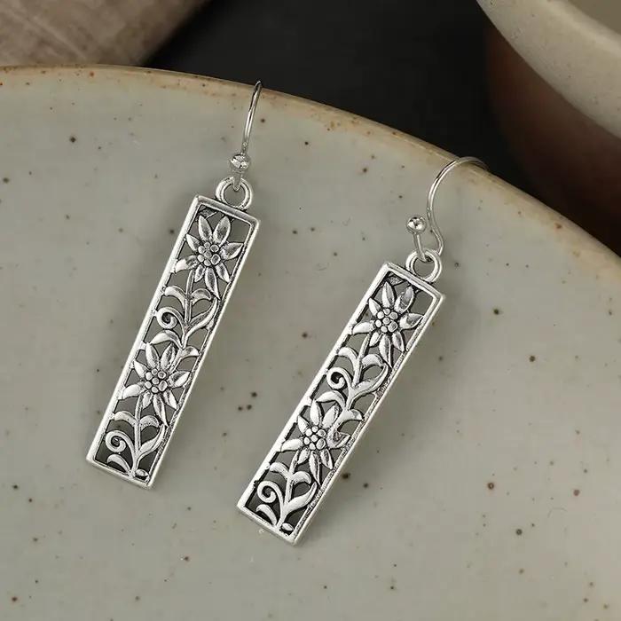 Boucles d'oreilles pendantes rectangulaires ajourées fleur de vigne style forêt rétro antique plaquées argent bijoux tendance pour femme occasions spéciales