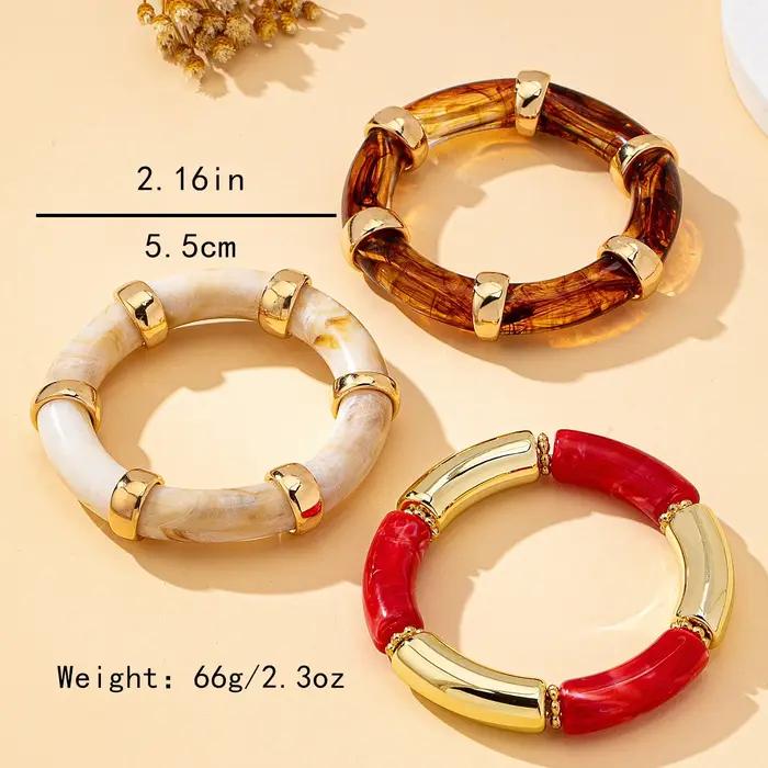 Un bracelet élastique tendance pour femmes
