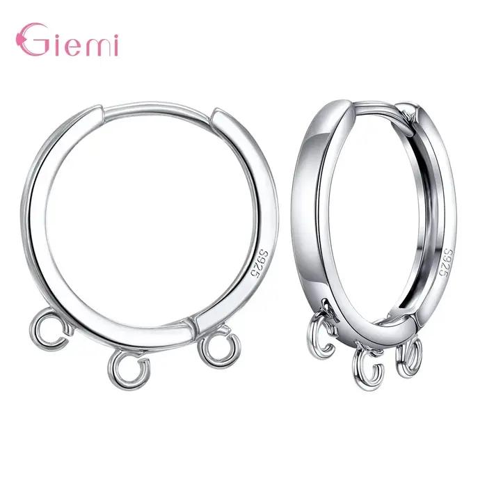 Boucles d'oreilles rondes à trois trous en argent sterling 925 pour femmes avec finition brillante et design unique en blanc, rouge, noir et vert