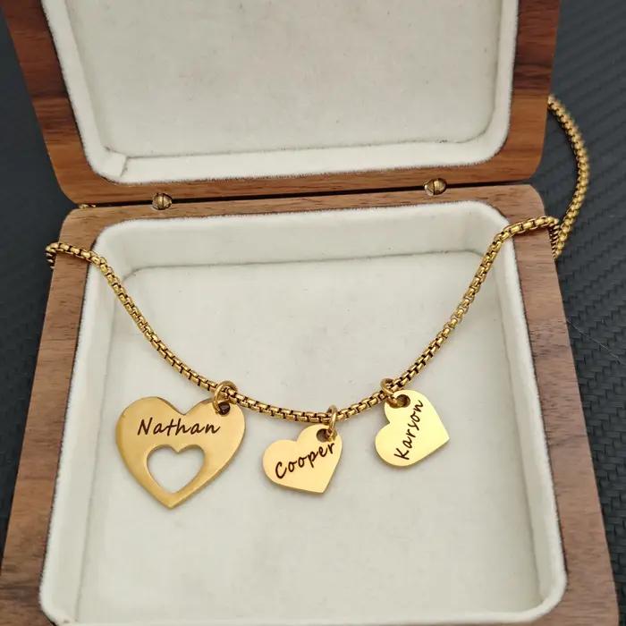 Collier de cœurs avec nom personnalisé pour la famille gravé par les Parents et plusieurs noms d'enfants