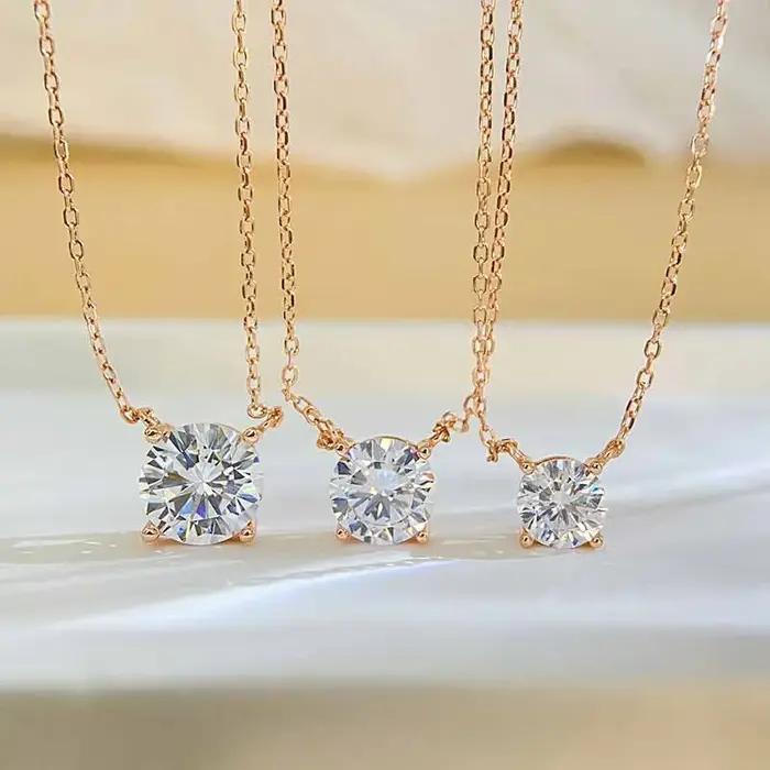 Collier en argent sterling 925 avec pendentif moissanite pour femmes styles modernes et élégants pour occasions spéciales