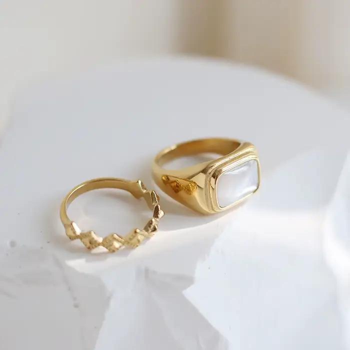 Amaiyllis-Bague naren nacre blanche incurvée pour femme