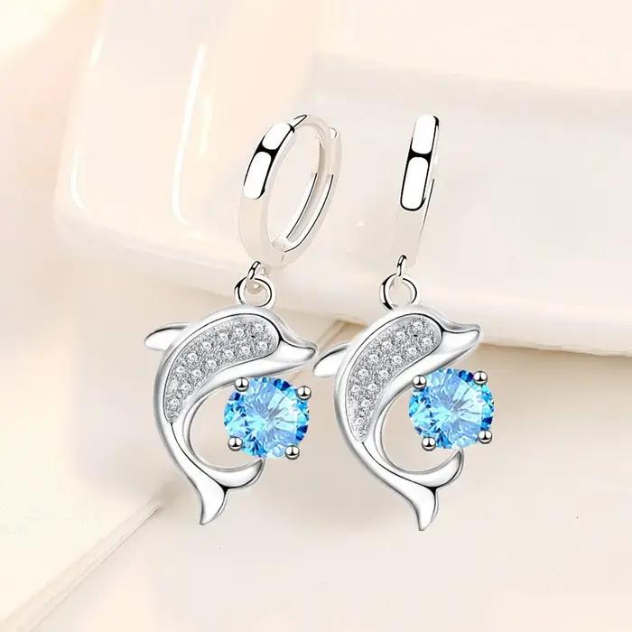 Mignon petit dauphin jouant boule boucles d'oreilles Aqua bleu cristal rond pierre cerceau boucle d'