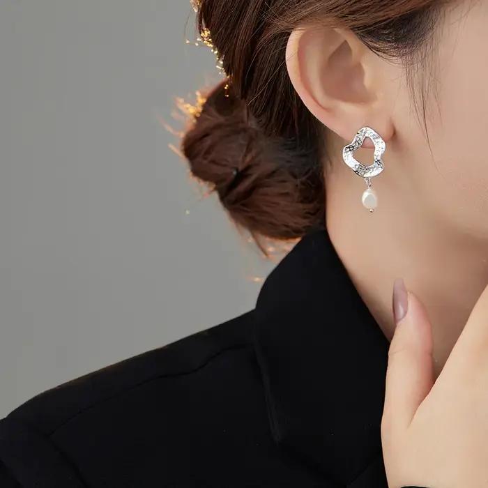 Amaiyllis-Boucles d'oreilles en perles baroques de Bergame irrégulières pour dames