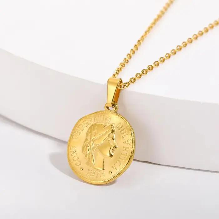 Déesse aphrodite cléopâtre Artemis Athena Hecate collier acier inoxydable mythologie grecque déesse