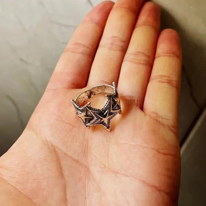 Bague rétro Triple étoile bijou de style punk gothique vintage ouverte pour hommes et femmes occasions spéciales partys