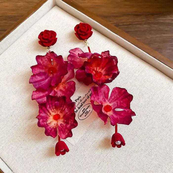 Boucles d'oreilles pendantes en forme de rose pour femme