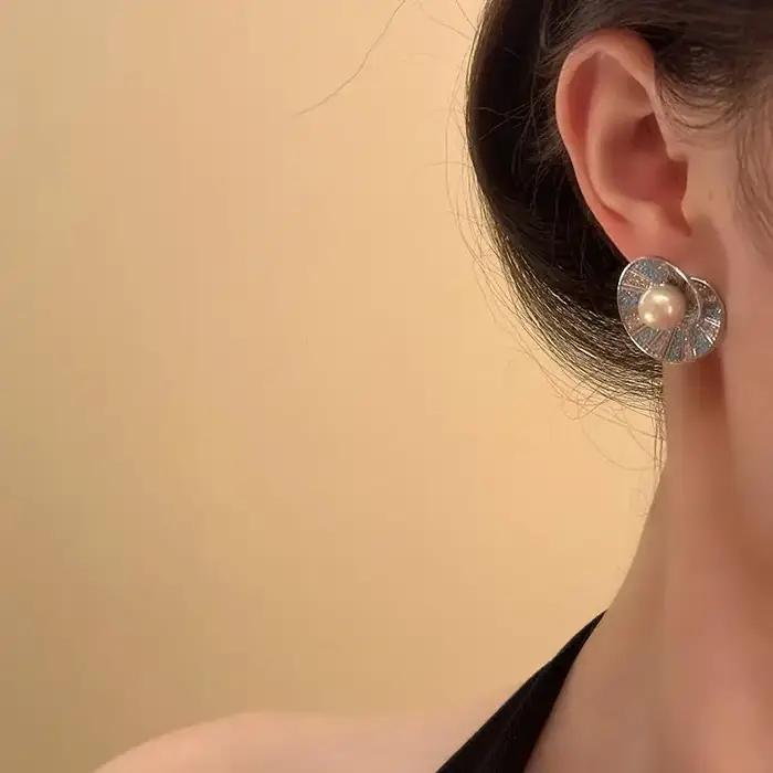Boucles d'oreilles à clous en cristal bleu pour femmes