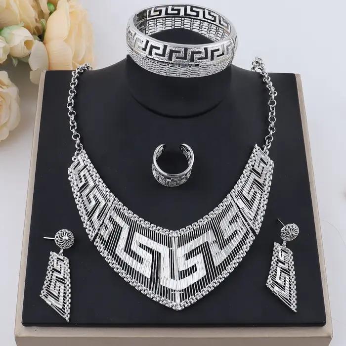 Ensemble de bijoux plaqués or 18 carats pour femme, collier, boucles d'oreilles, Bracelet, bague, ve