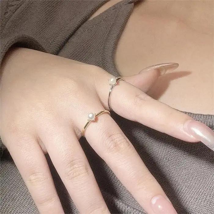 Bague en cuivre plaquée or jaune sertie de zirconium pour femmes, romantique et mince, idéale pour les occasions spéciales et le quotidien