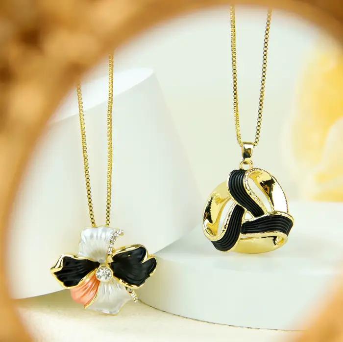 Parure de bijoux fantaisie italienne
