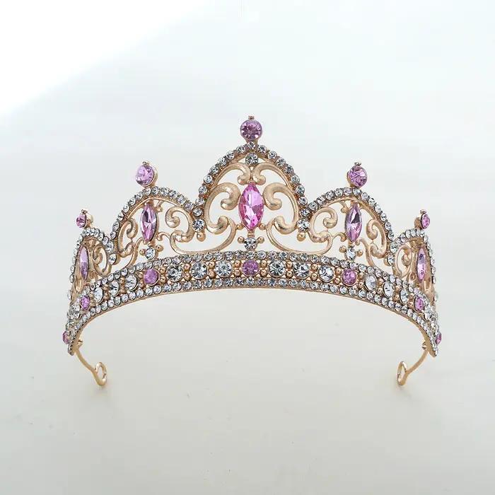 Diadème Royal Baroque Élégant en Cristal, Couronne Tonifiée avec Pierres Précieuses Scintillantes, Transparent et Parfait pour Mariages, Concours de Beauté, Bals de Promo et Tenues d'Occasions Spécial