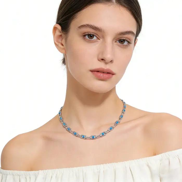 Collier en opale éblouissante