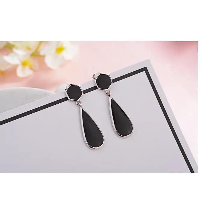 Boucles d'oreilles en forme de goutte d'eau pour femmes