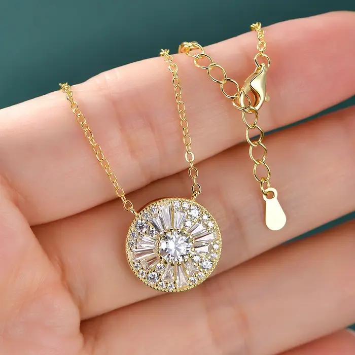Rrjzz 5mm D-Color Mossanite femmes pendentif collier avec GRA bijoux cadeaux chanceux en forme de disque trapézoïdal CZ