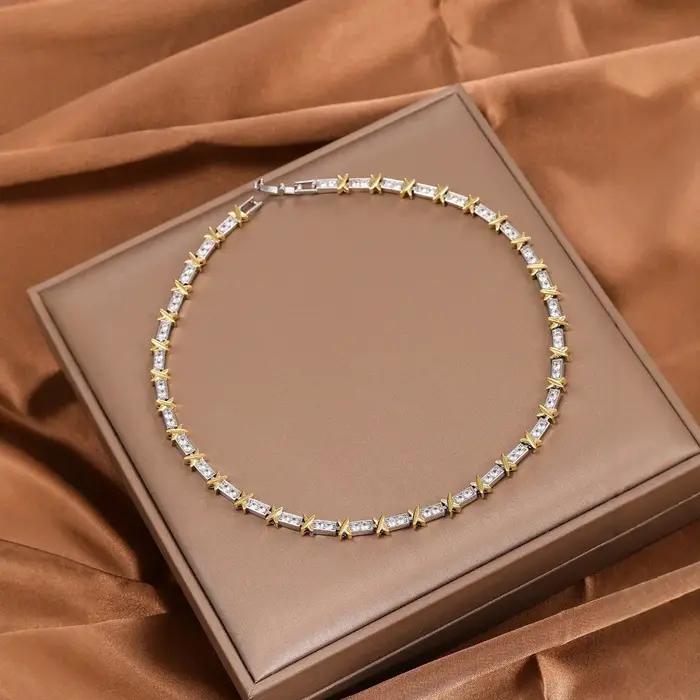 Collier ras du cou de luxe en forme de T avec lettre X