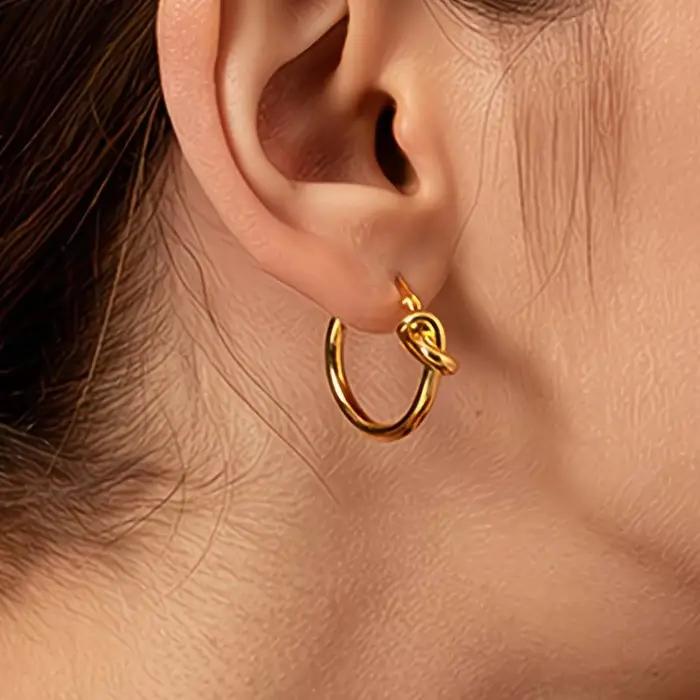 Boucles d'oreilles en acier inoxydable plaquées or 18 carats nœud torsadé pour femmes occasions spéciales minimalisme elegance