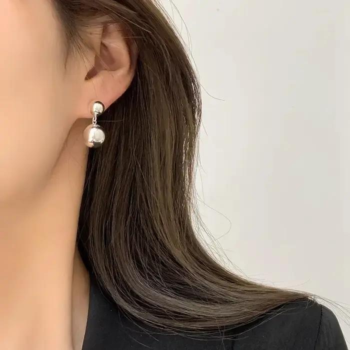 Boucles d'oreilles pendantes en forme de boule métallique pour femmes et filles