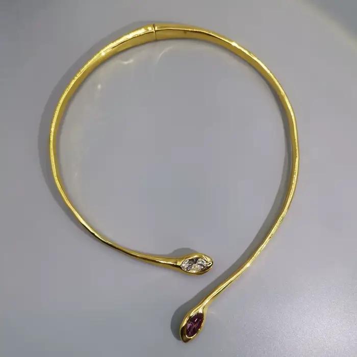 2025 design tendance et de niche, collier en cristal rouge et blanc, personnalisé, accrocheur et polyvalent