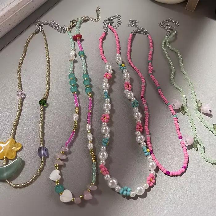 Collier Boho coloré avec petites perles de rocaille tissées pour femmes, ras du cou court fait à la main, accessoires de bijoux à la mode, 2023