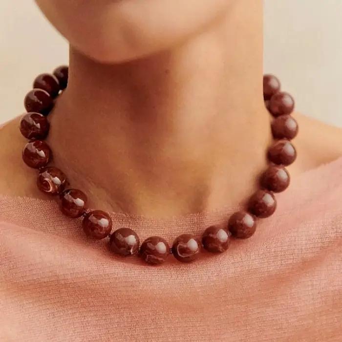 Collier de perles bohème vintage fait à la main perles rondes en résine ras du cou bijou cadeau pour femmes occasions spéciales