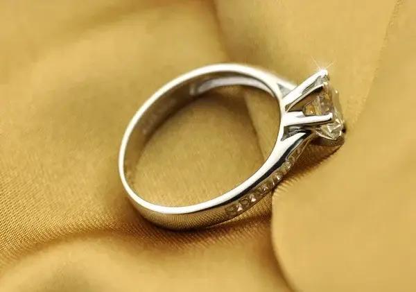Bague classique de luxe en argent Sterling 925 pour femmes