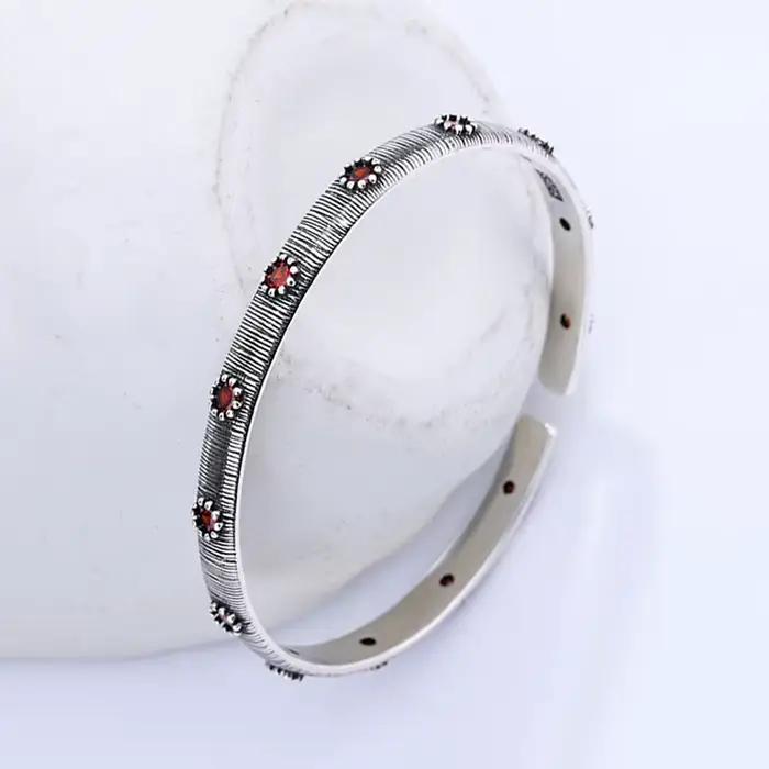 Bracelet rétro en argent thaïlandais pour femme